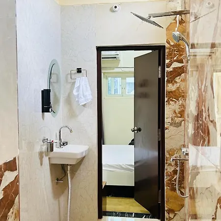 Himaksh Homestay Varanasi Exterior photo
