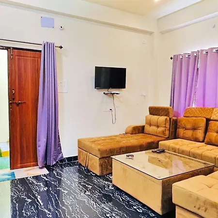 Himaksh Homestay Varanasi Exterior photo